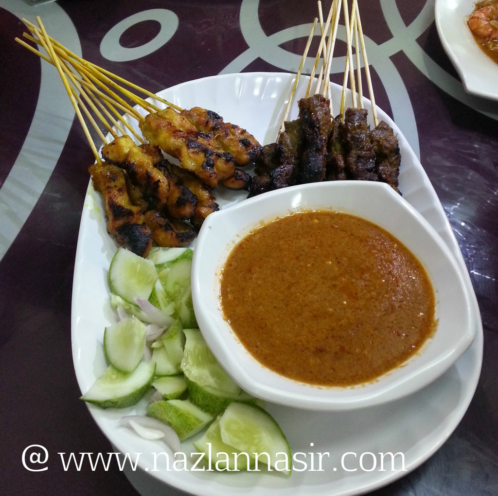 Satay Ayam dan Daging