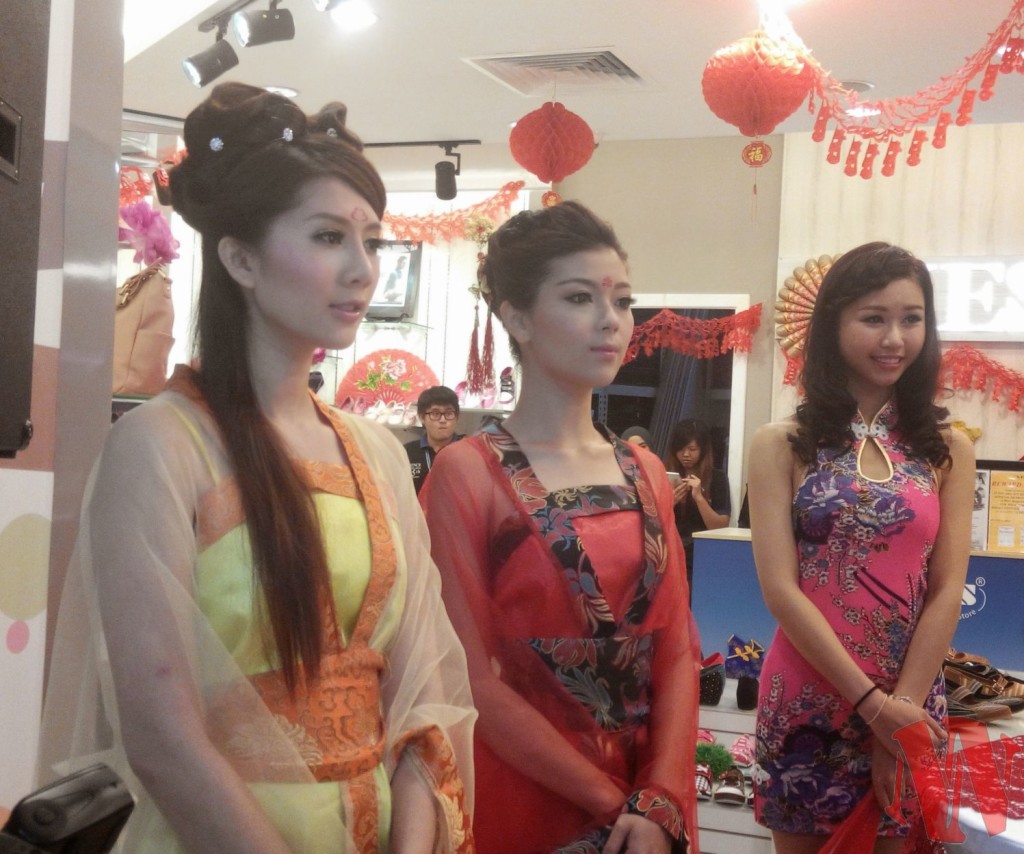 Pretty Ladies of XES