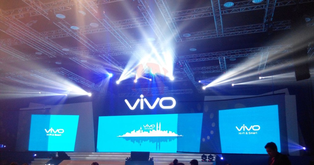 01 vivo stage