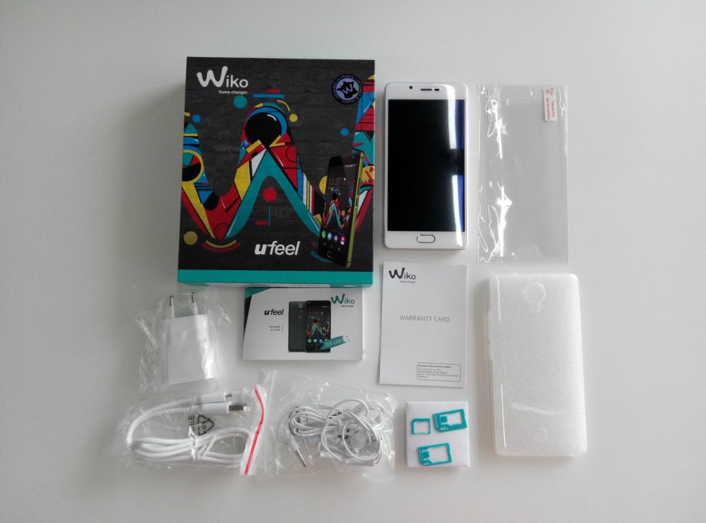 Unboxing Wiko U Feel