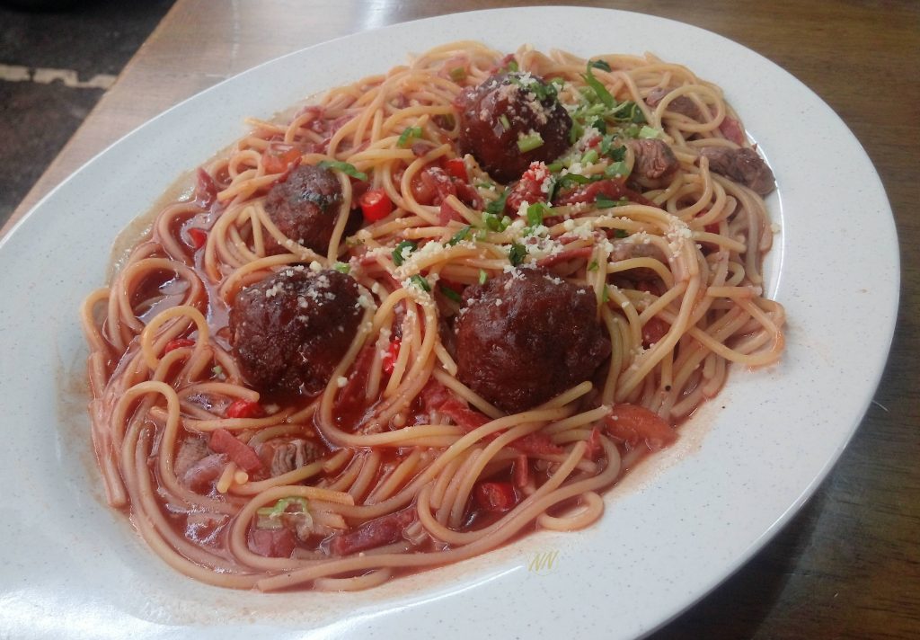 Arrabiata Beef Pepperoni Meatball Pasta RM14.9 (S) RM27.5 (L)