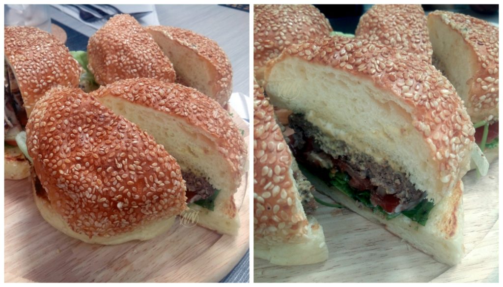 Burger Daging RM7