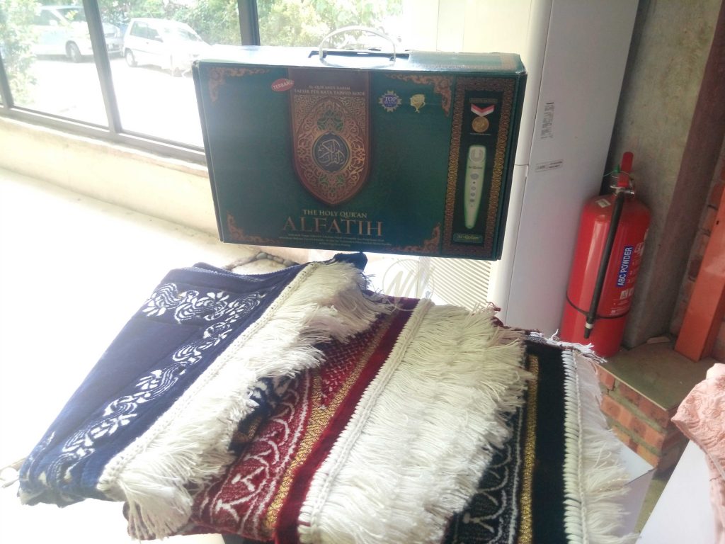 Produk Sejadah & Al Quran Digital di CJ WOW SHOP