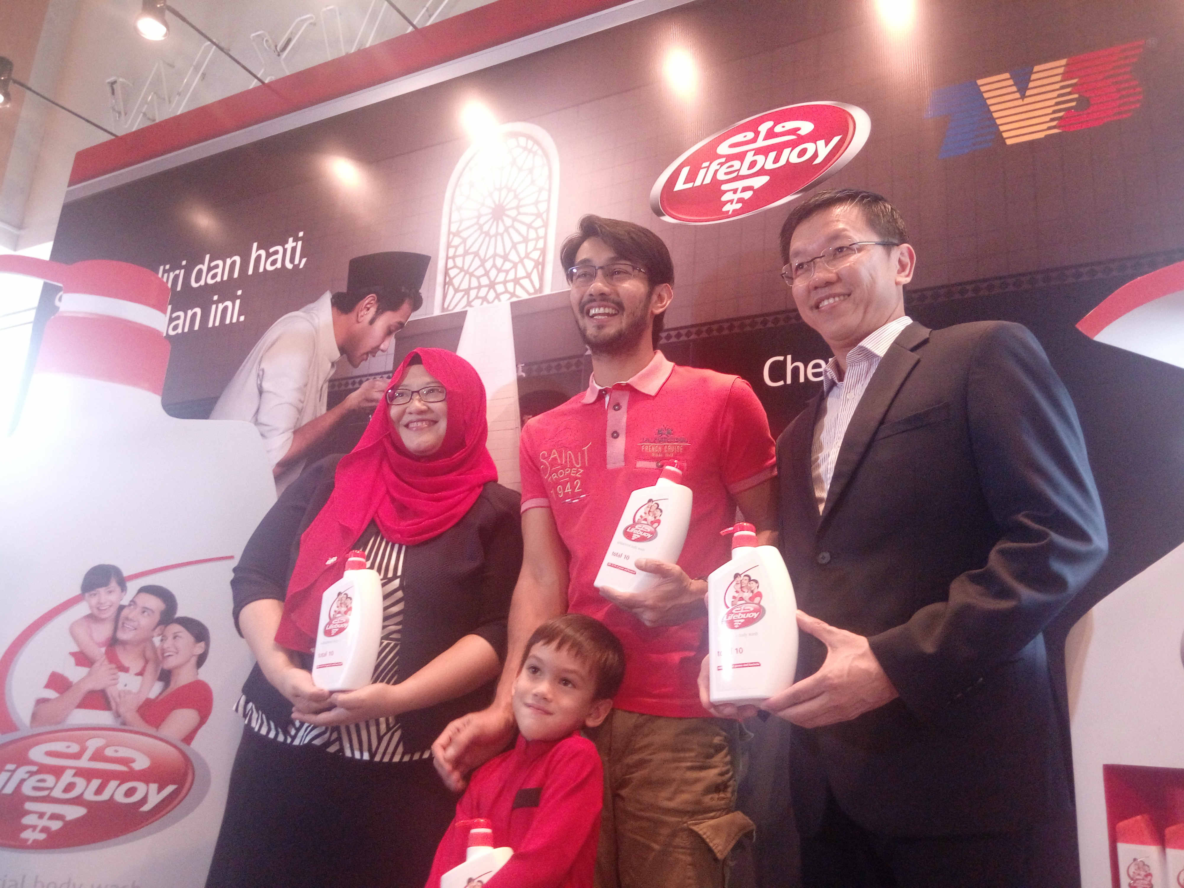 Sesi foto Farid Kamil, Chemad, Vincent & Nini