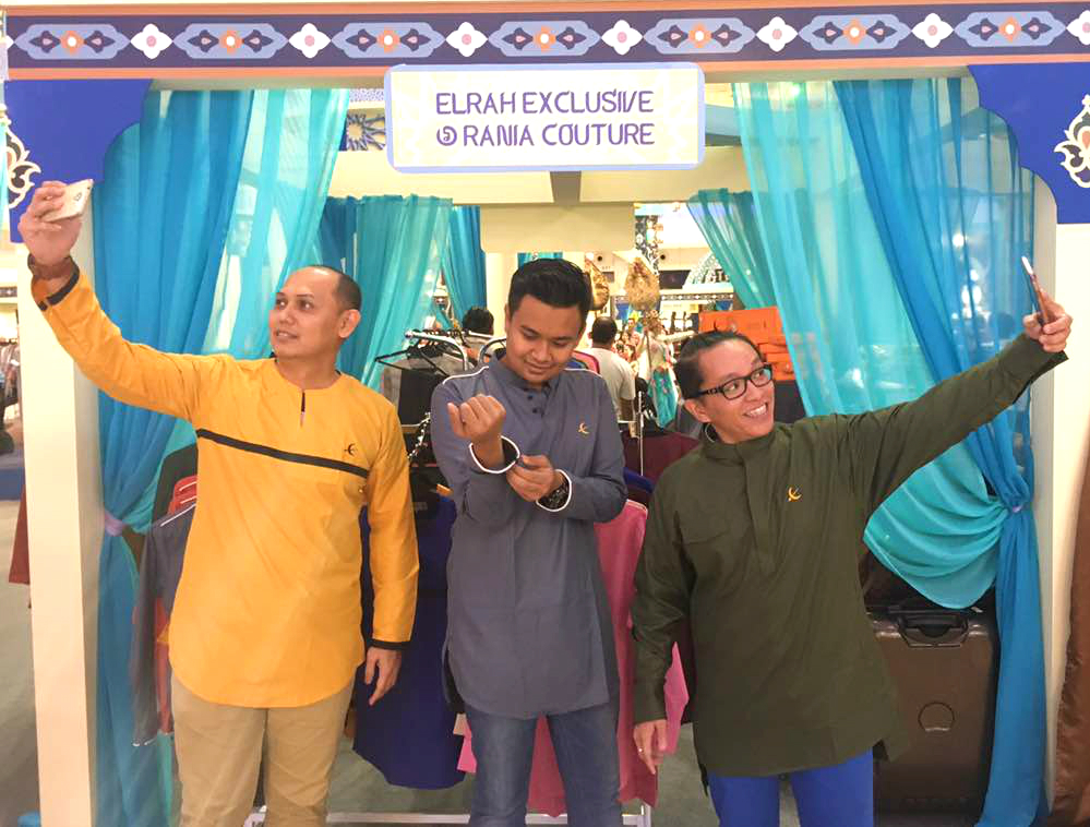 Wefie sikit dengan koleksi kurta Fattah Amin ni