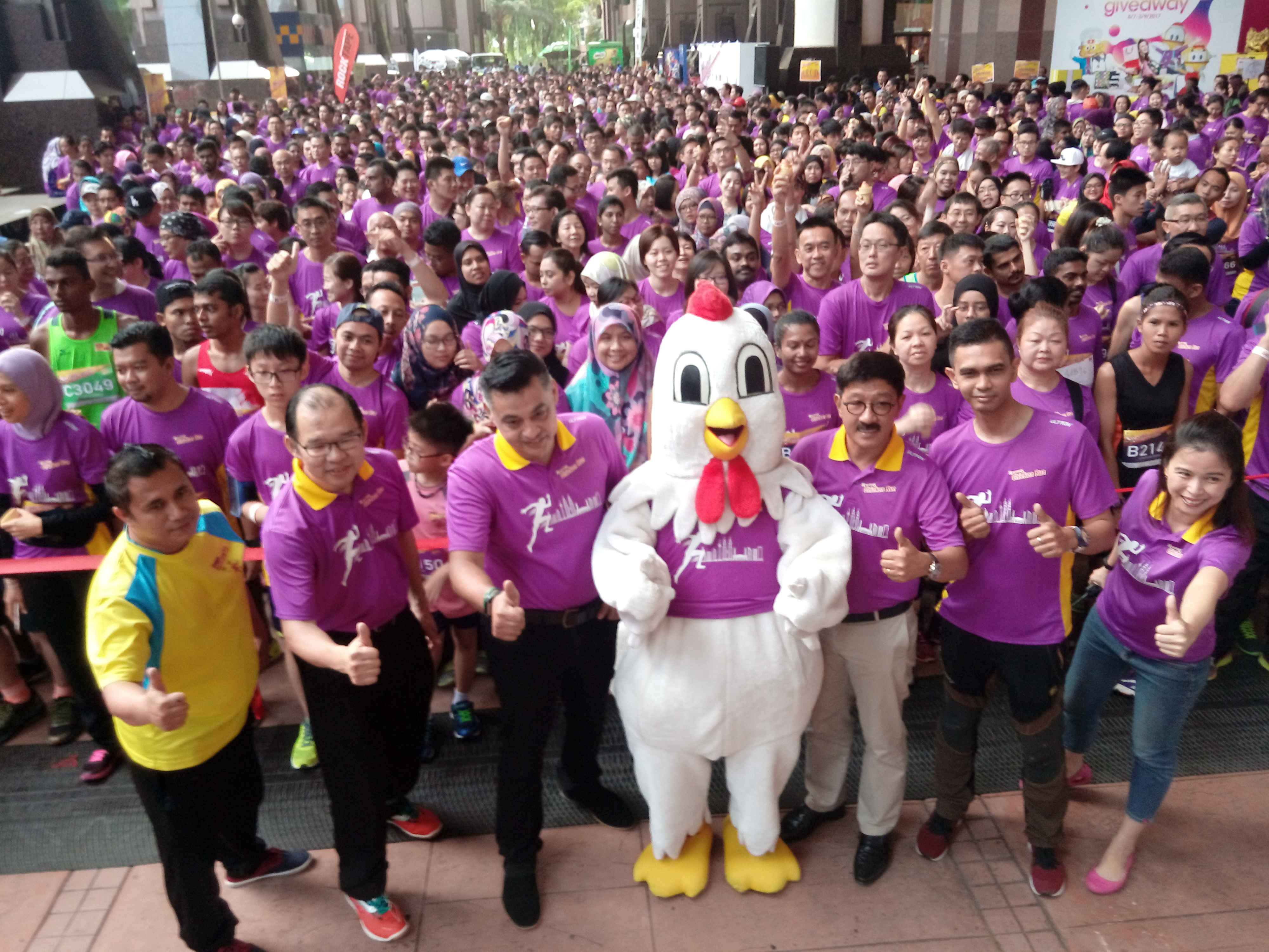 ROASTERS Chicken Run 2017 with VIP