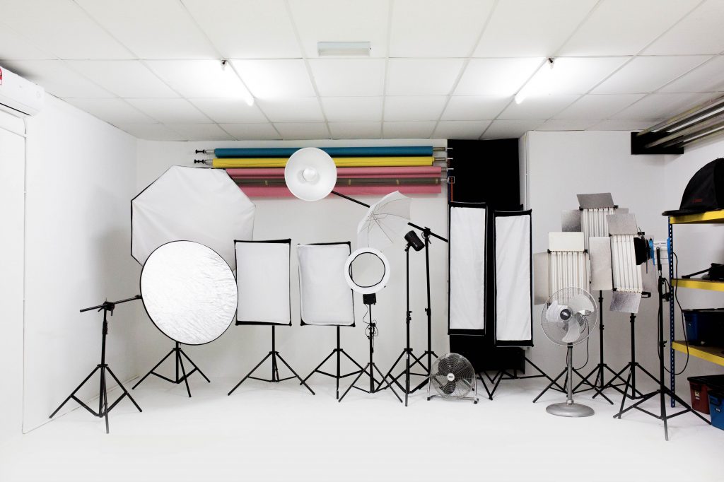 White Studio-Peralatan studio