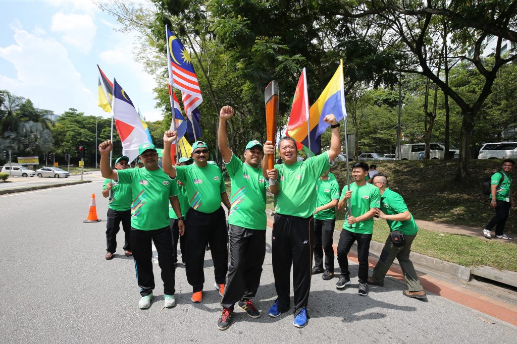 Para pekerja MILO yang paling lama berkhidmat