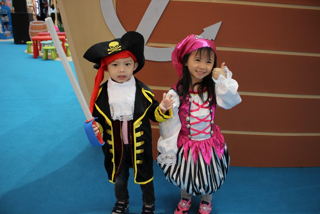 Sungguh comel lanun kecil ini