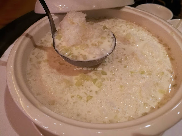 Chilled honeydew melon with pearl sago