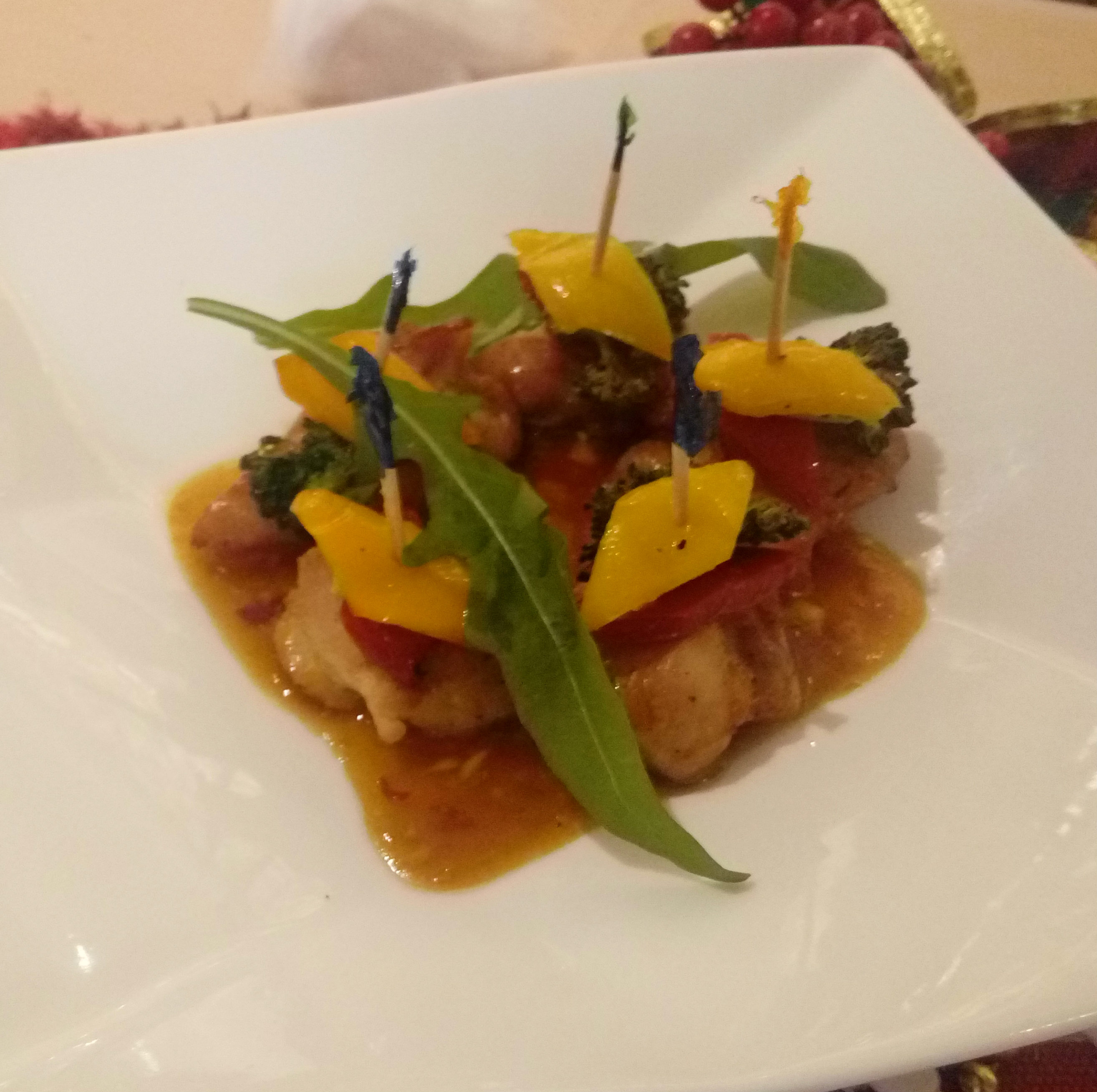 Bonelss Chicken with Pepper and Brocoli Chinese Sauce