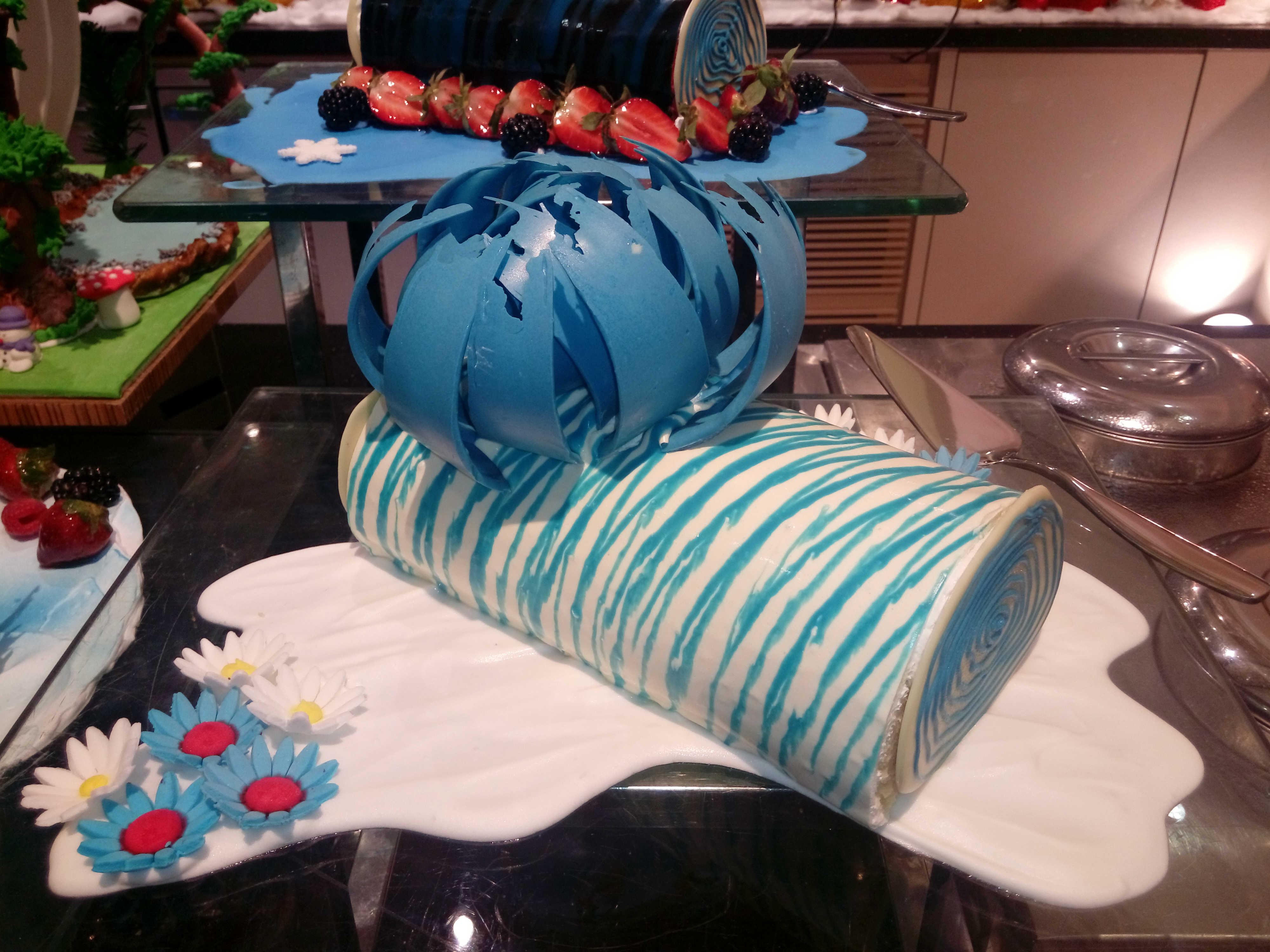 Log Cake Blue