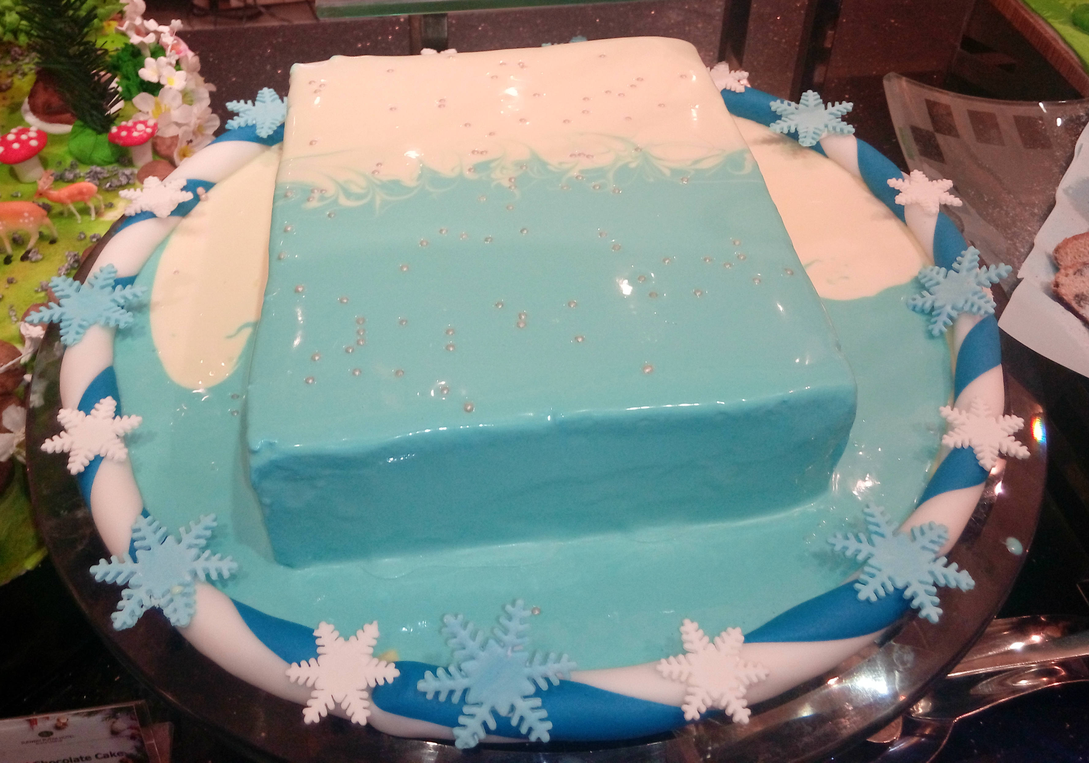 Melting Blue cake untuk sambutan christmas