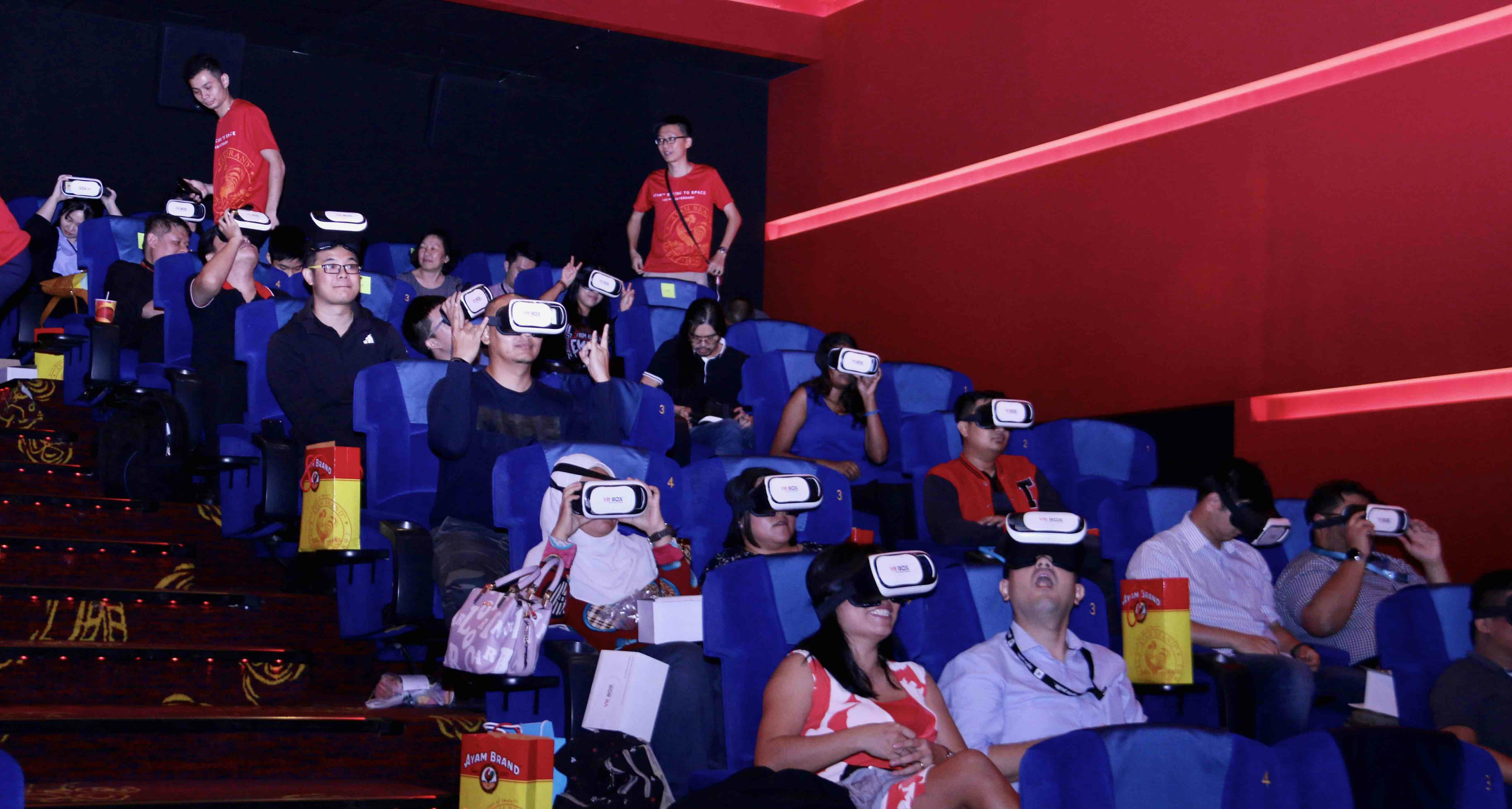 Mencuba Gogel VR
