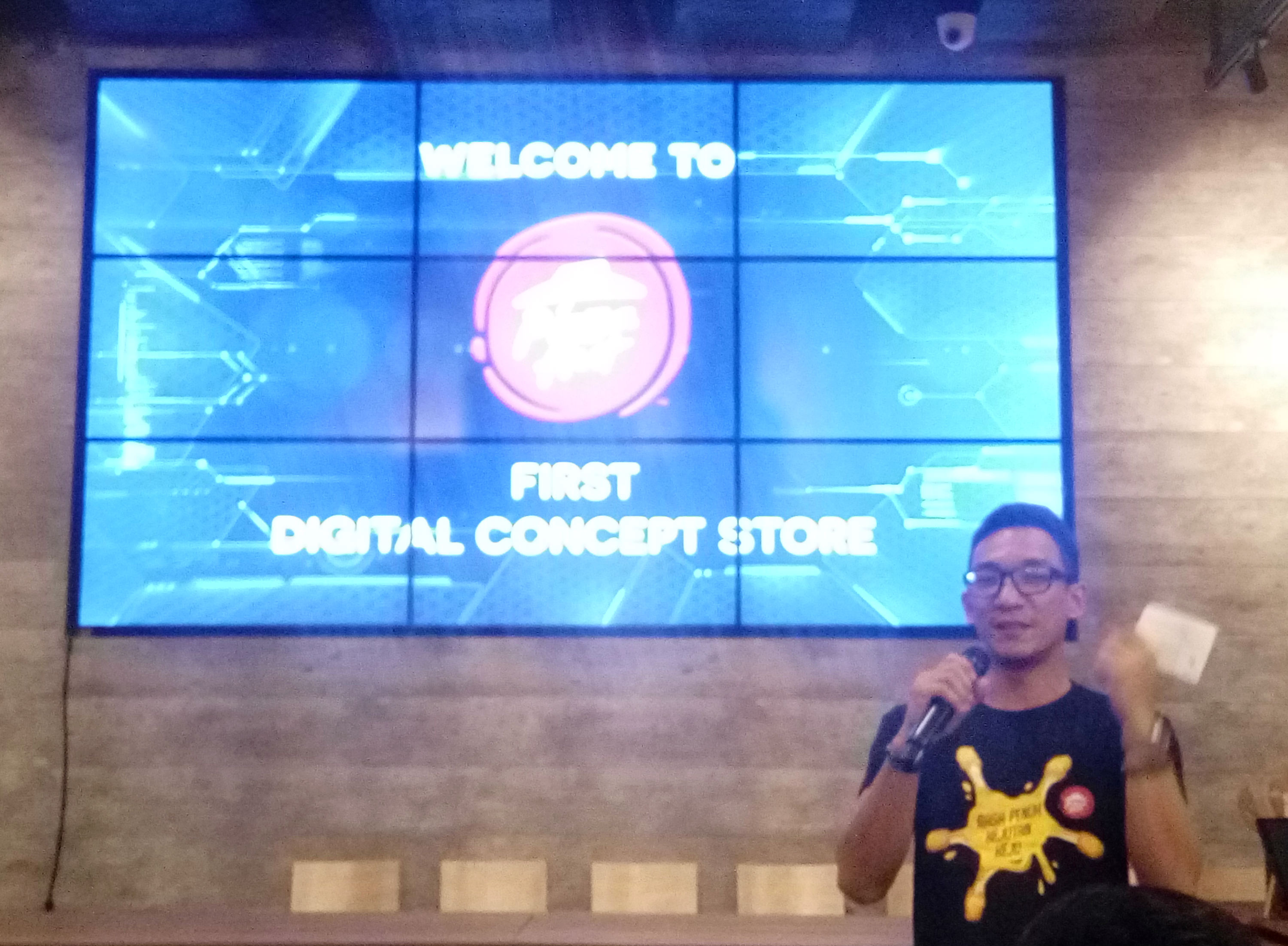 Pizza Hut First Digital Concept Store