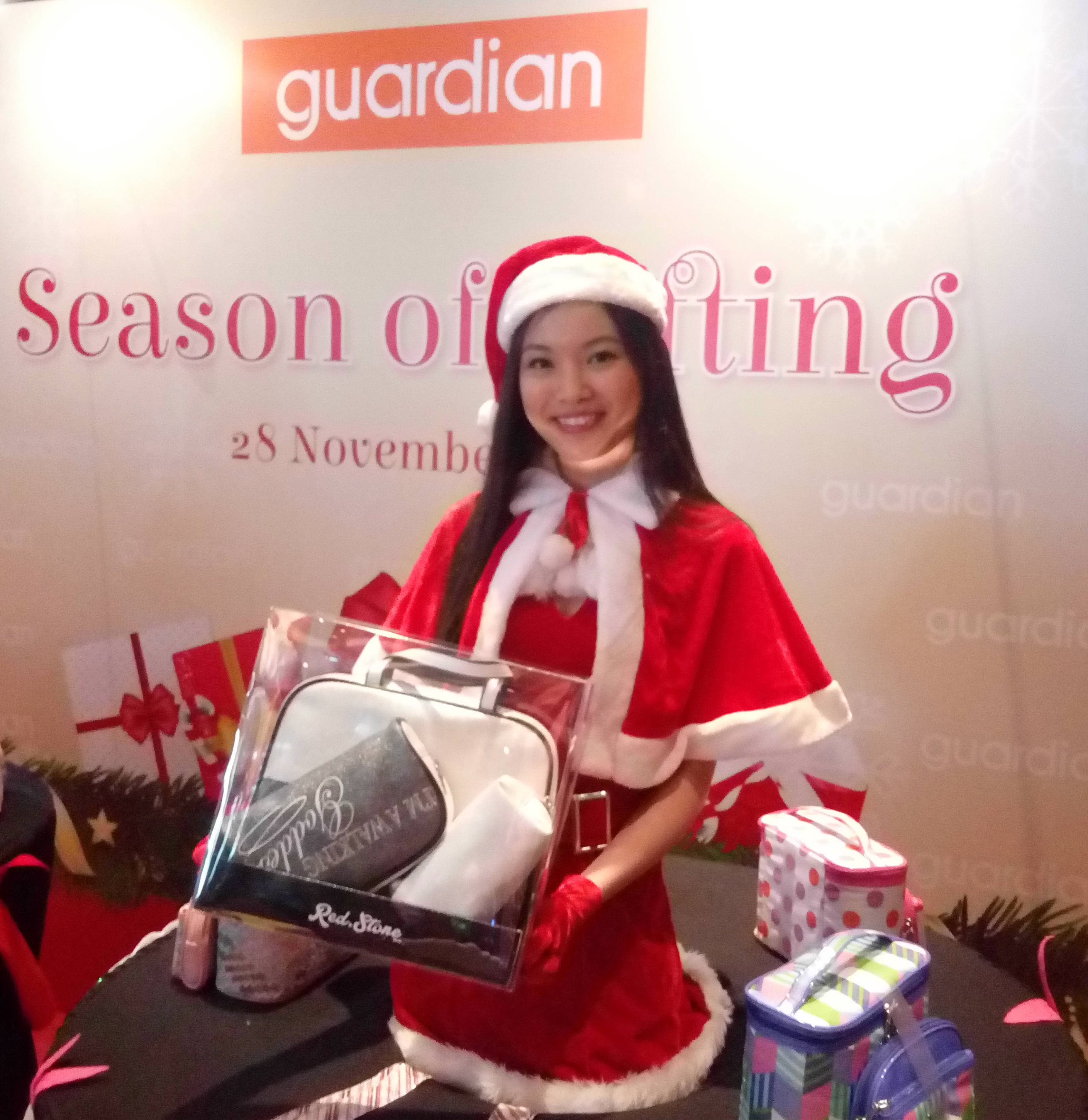 Set Hadiah Eksklusif Guardian2