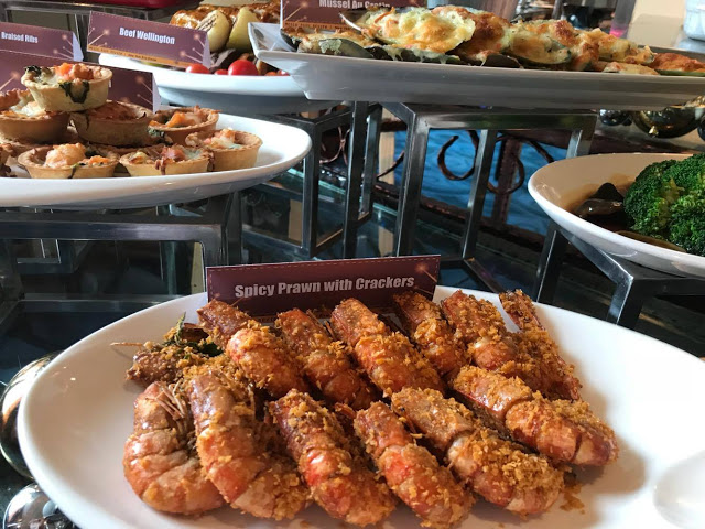 Spicy Prawn with Crackers