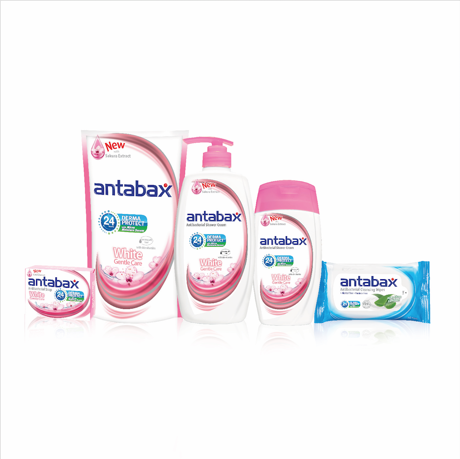 Dua produk yang memenangi anugerah; Krim Mandian Antibakteria Antabax White Gentle Care dan Tisu Pembersih Antibakteria Antabax yang serba guna.