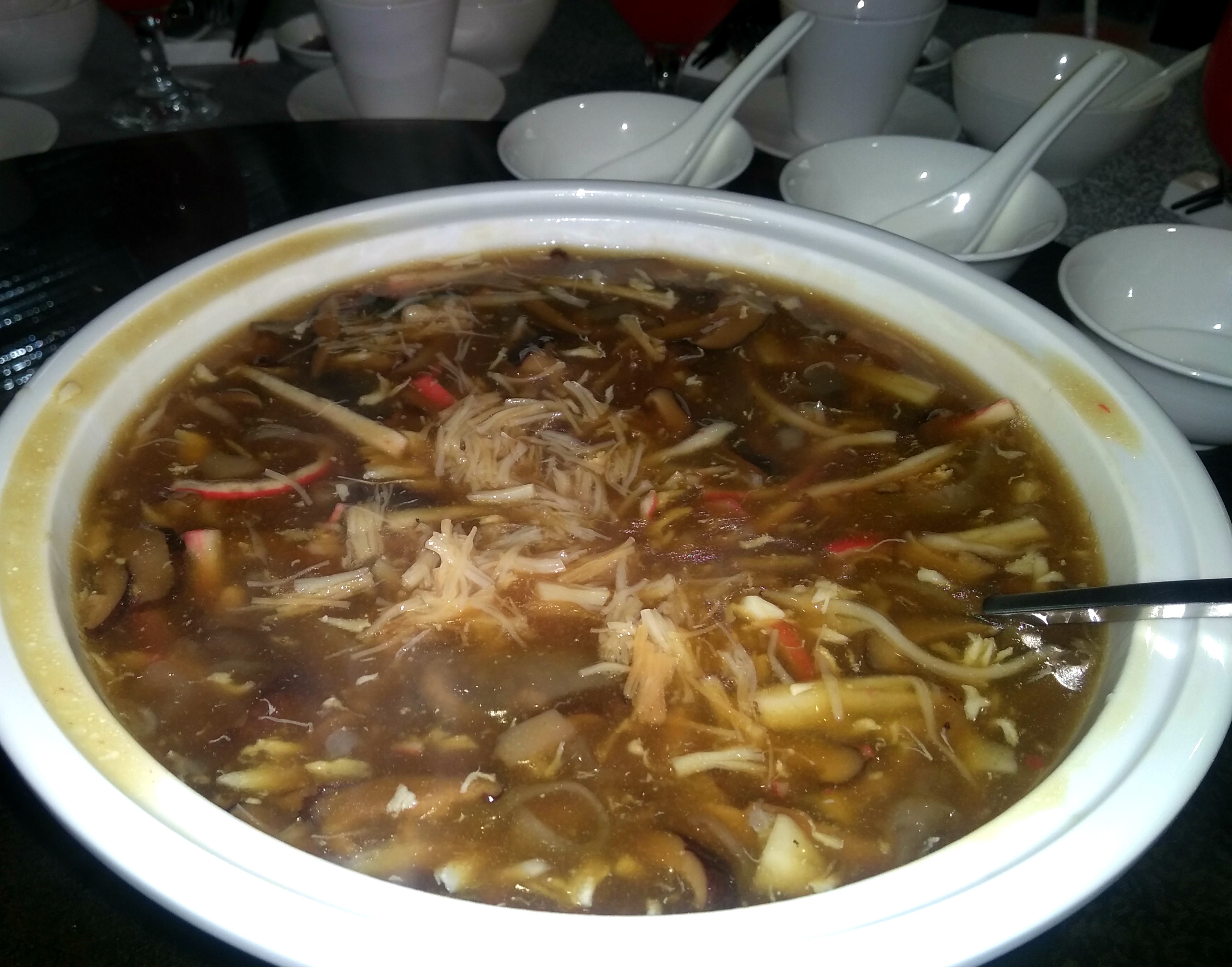 Braised Crabmeat and Seaweed Soup with Dry Scallops