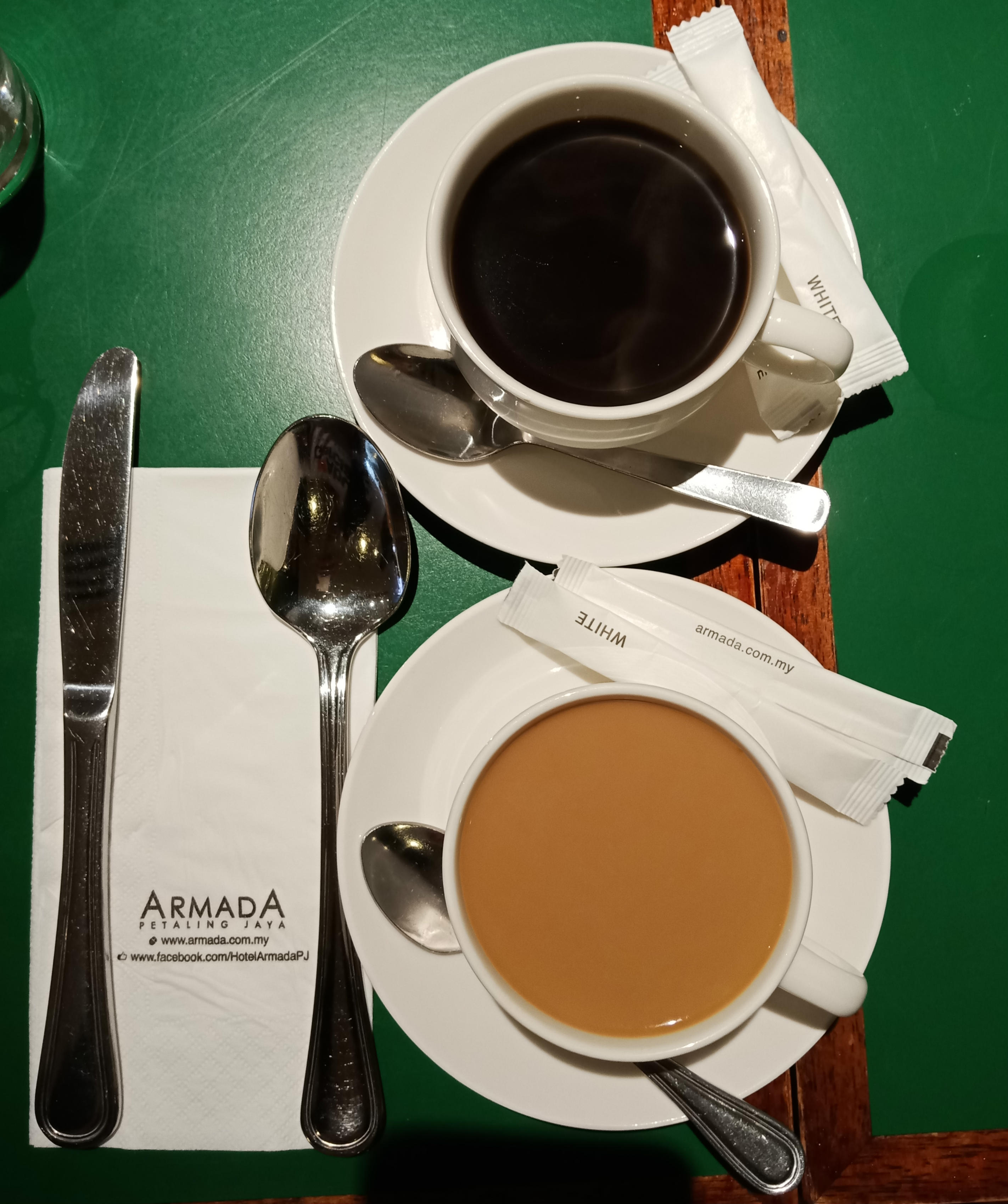Kopi O dan Kopi Susu