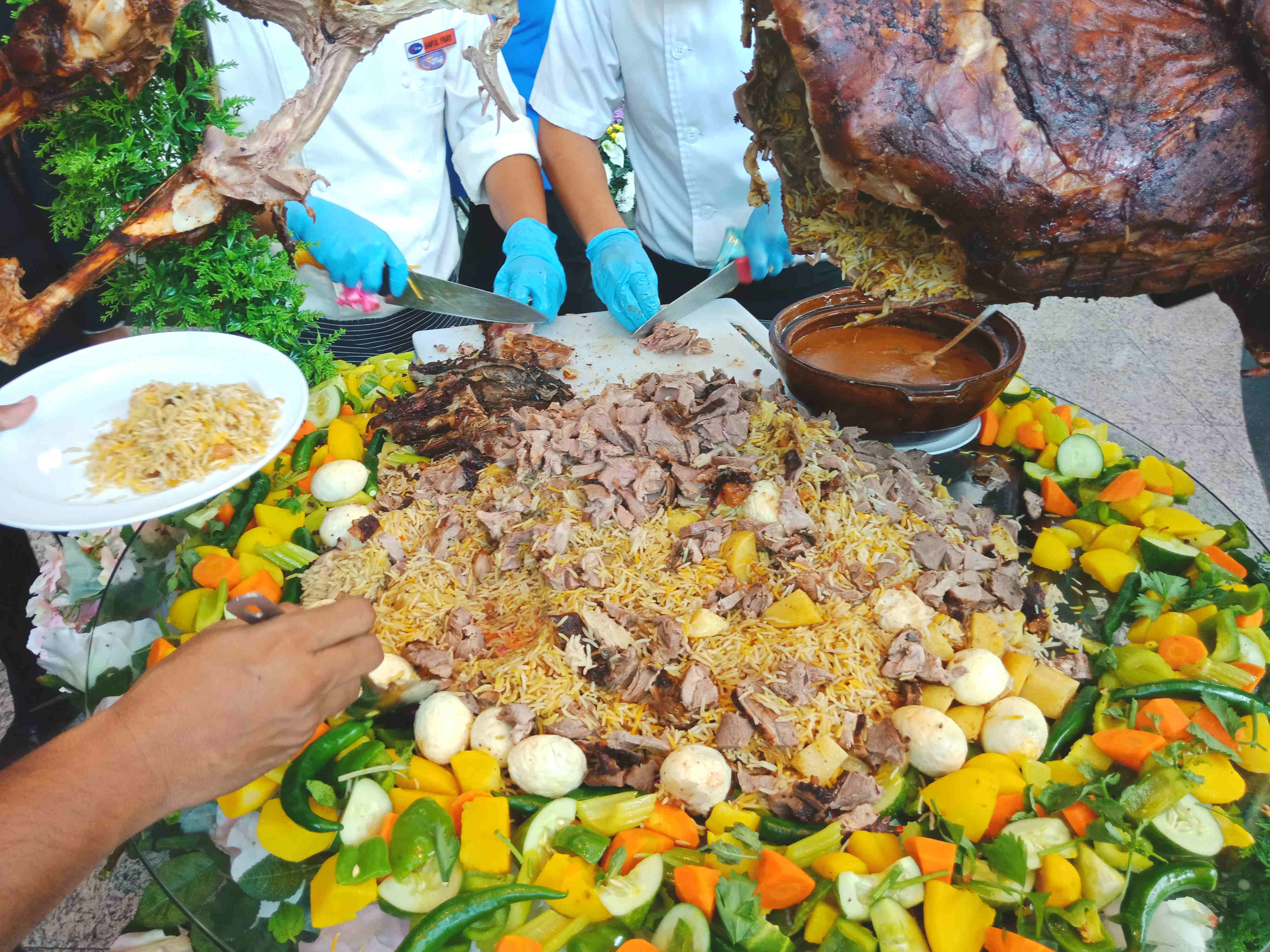 Hasil dari Stuffed Whole Lamb