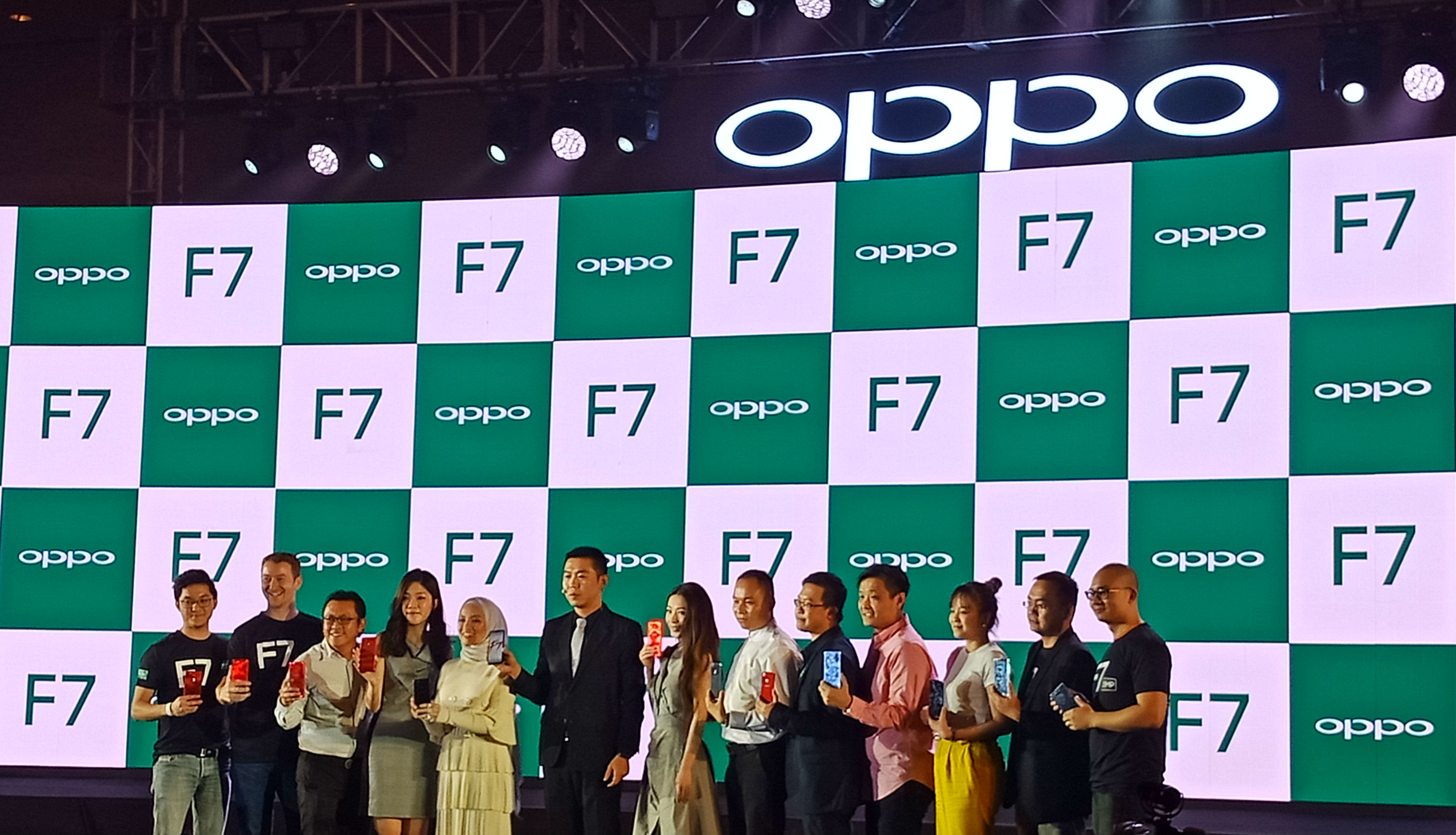 OPPO F7 Launch