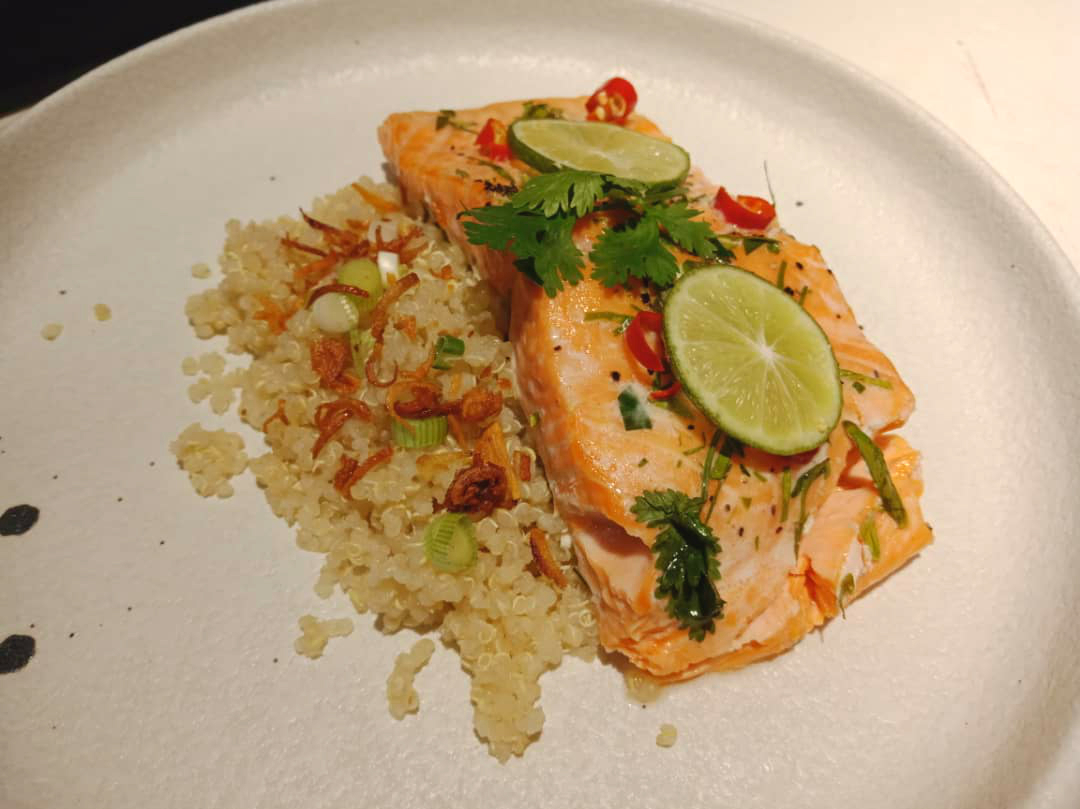 Kaffir Cili Ikan Trout Fjord Norway dengan Bubur Quinoa
