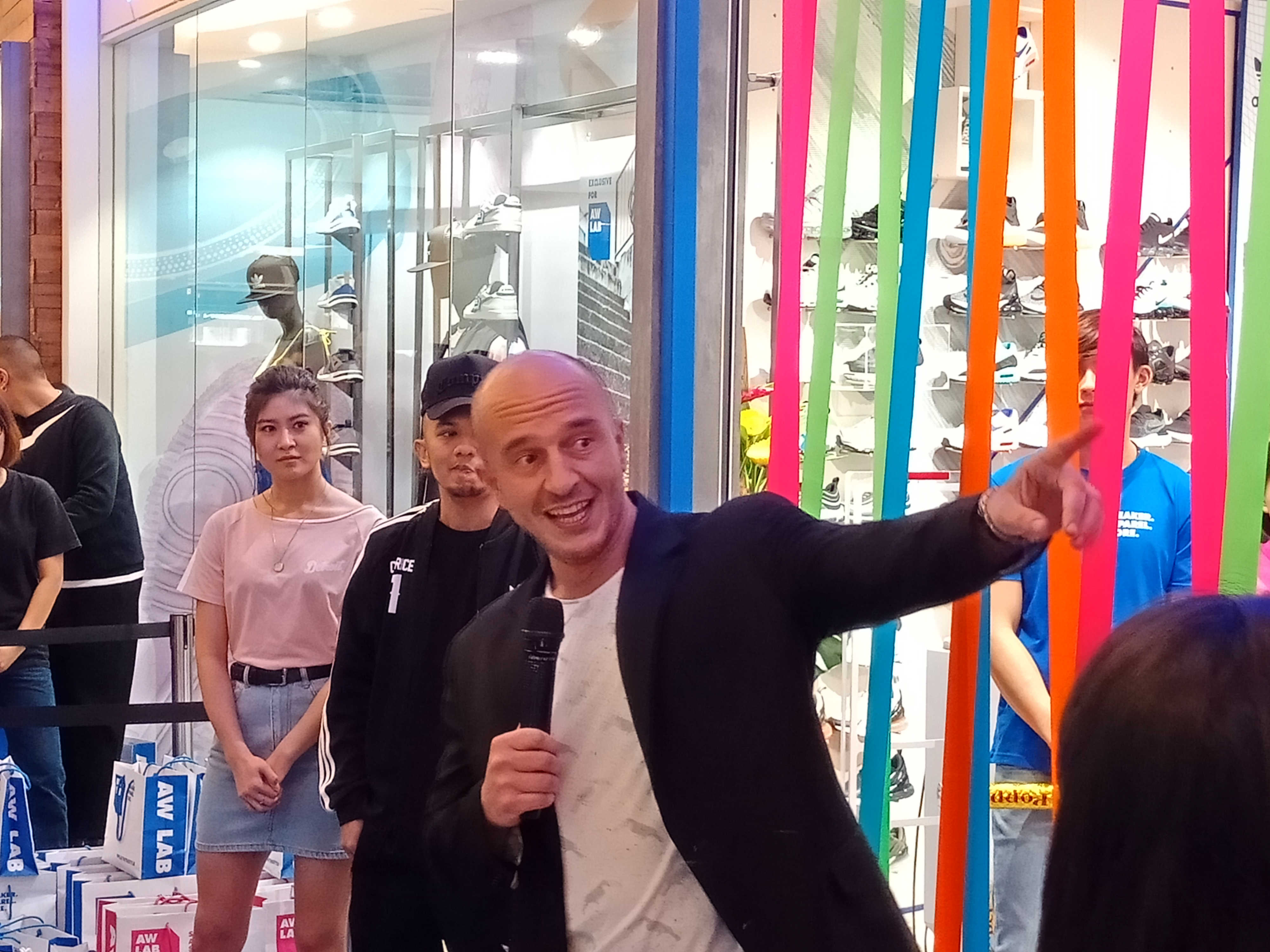 Giuseppe Nisi, Ketua Rantau Asia AW LAB