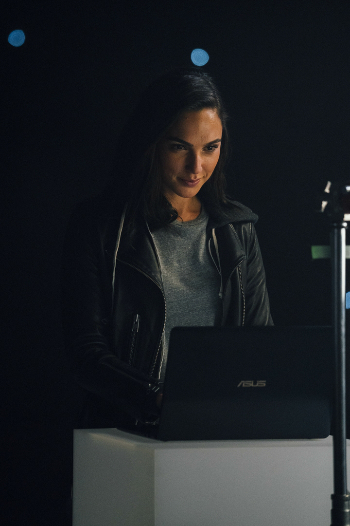 Gal Gadot 2