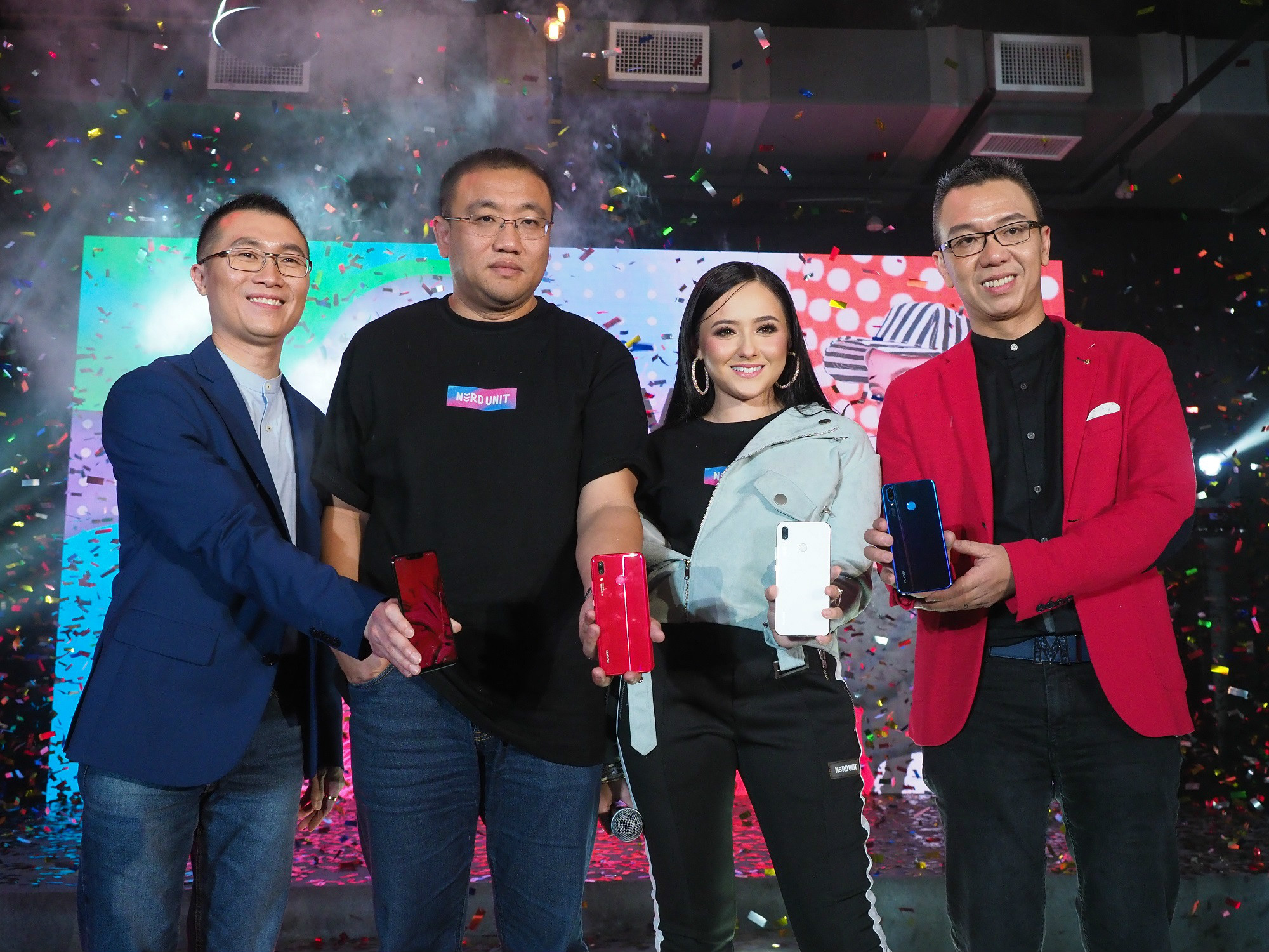 Official launch of HUAWEI nova 3 and 3i by Luke Au, Bill Liu, Hannah Delisha and Matthew Ng