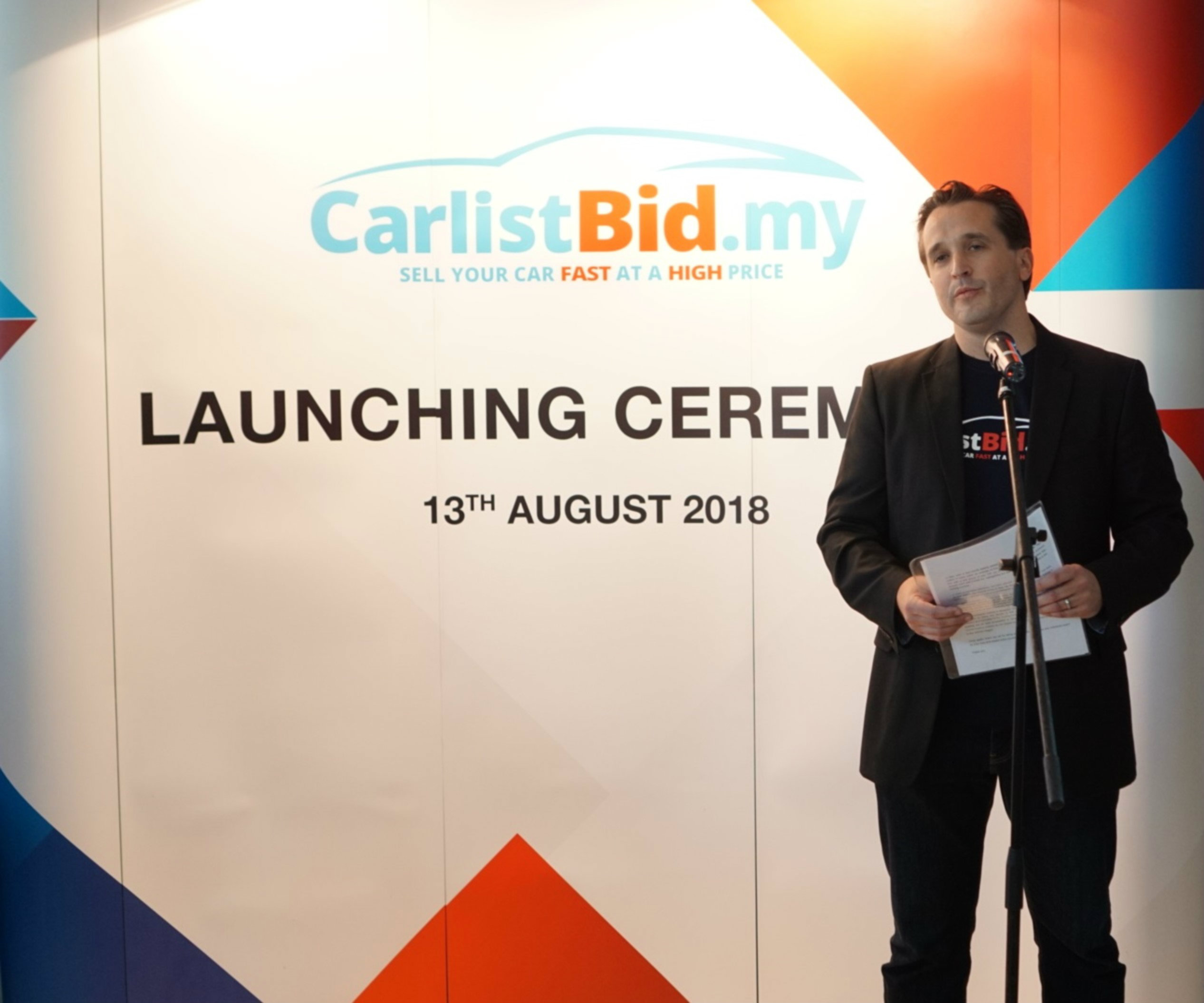 Hamish Stone, Ketua Pegawai Eksekutif iCarAsia