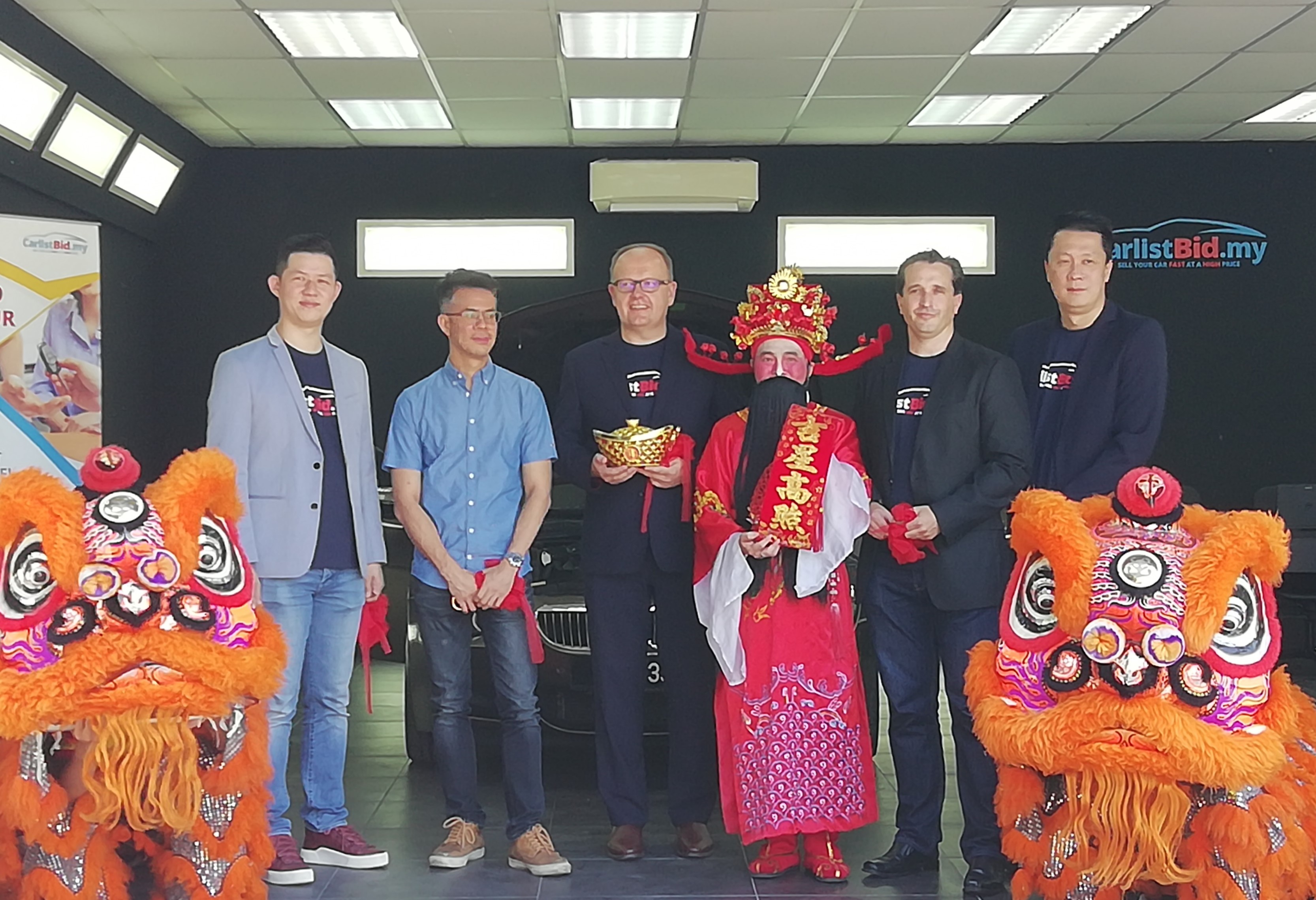 CarlistBid perniagaan lelongan kereta dari iCarAsia