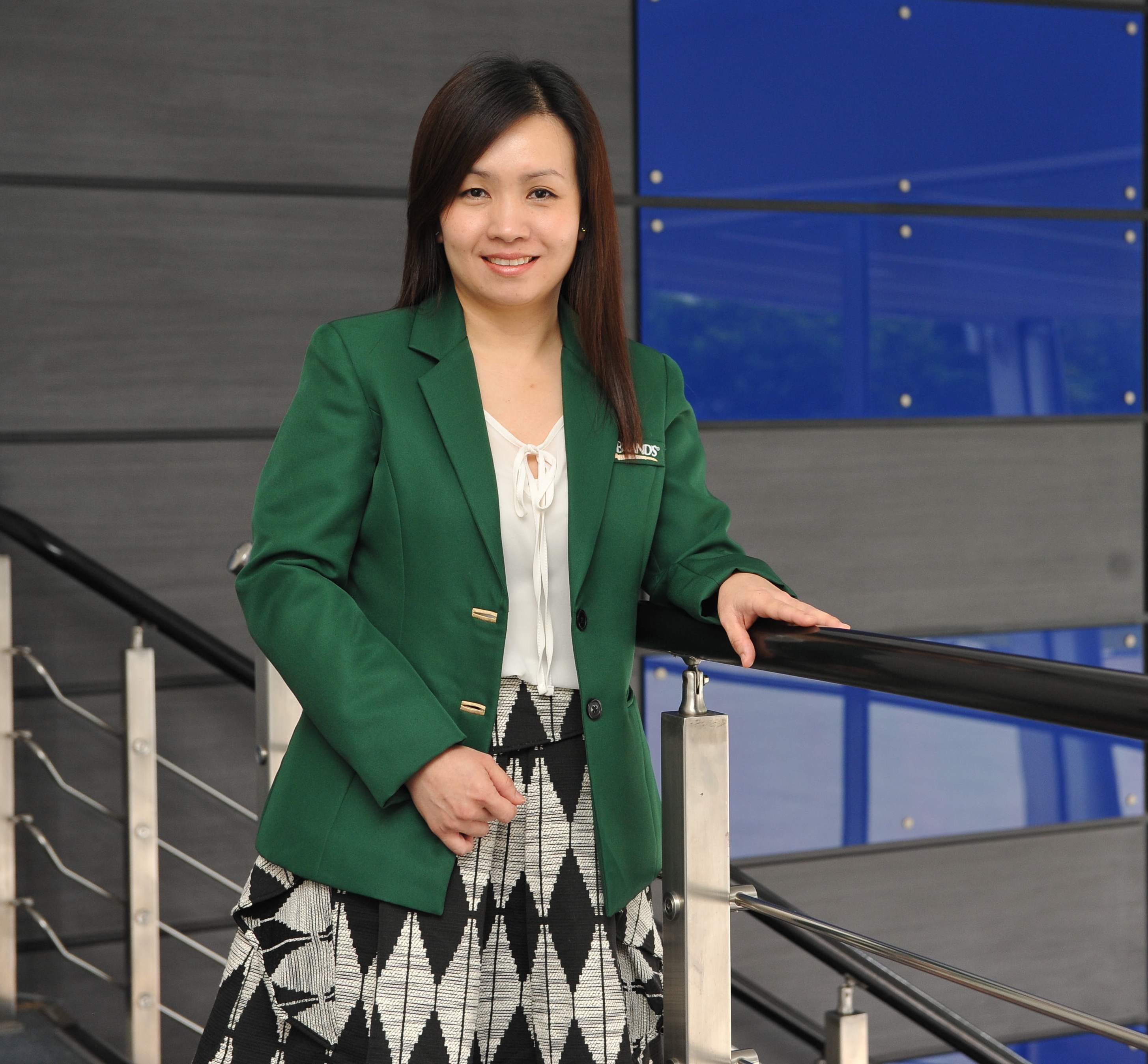 Yau Chin Chin, Pengurus Kanan, Bahagian Permohonan & Kajian Saintifik, BRAND’S® Suntory Asia.