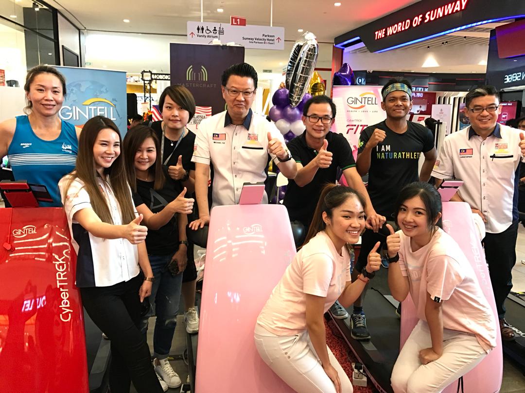 Larian Jarak Jauh atas treadmill