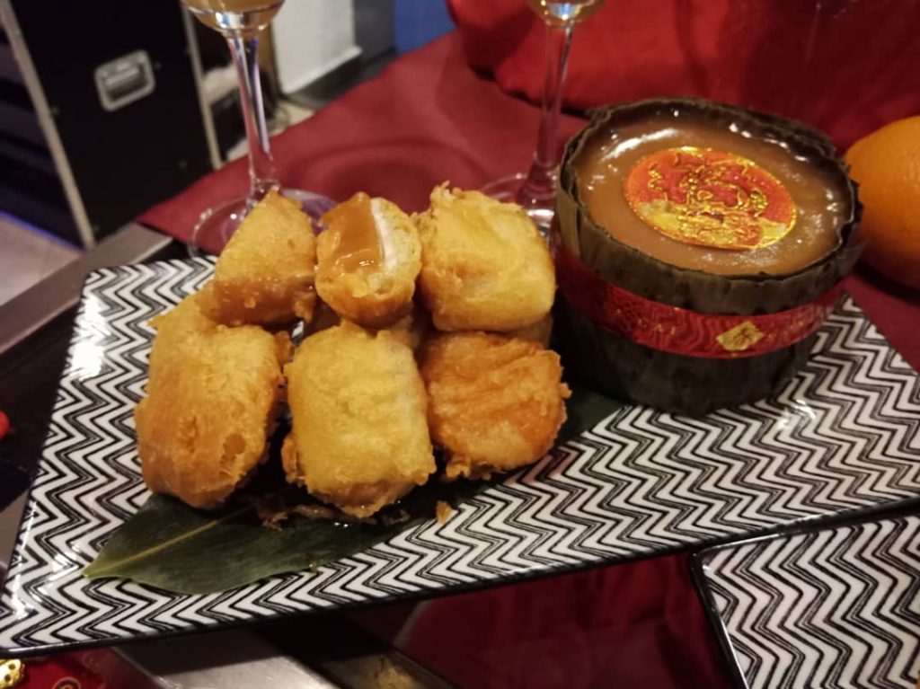 Kuih Bulan