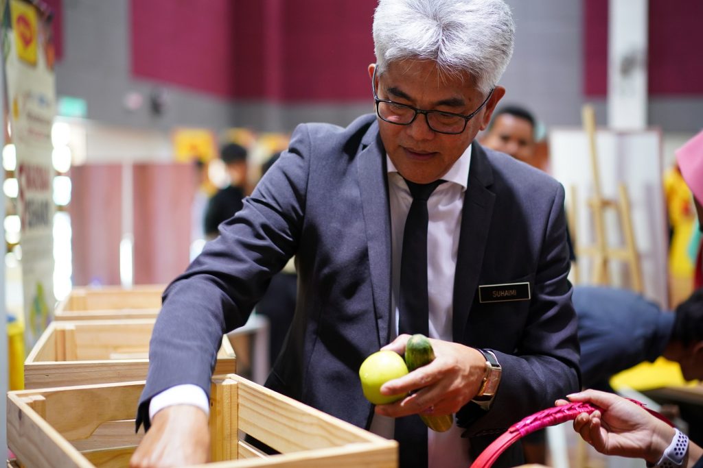 Encik Suhaimi Sun bin Abdullah, Timbalan Pengarah Bahagian Pendidikan Sukan dan Seni, Kementerian Pendidikan Malaysia