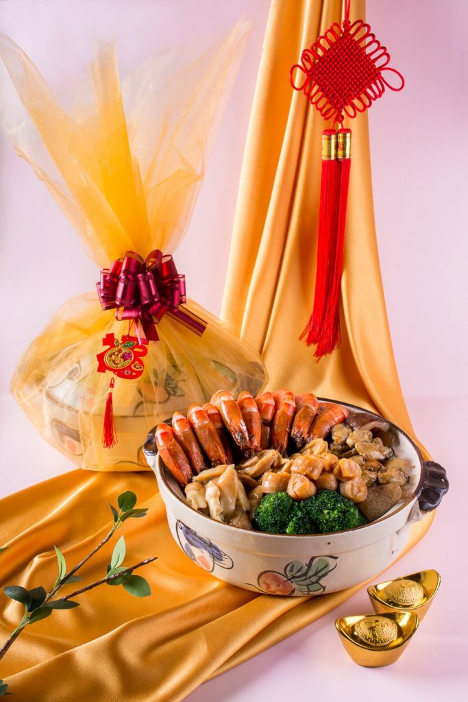 Poon Choy (Treasure Pot) untuk Bufet Golden Reunion