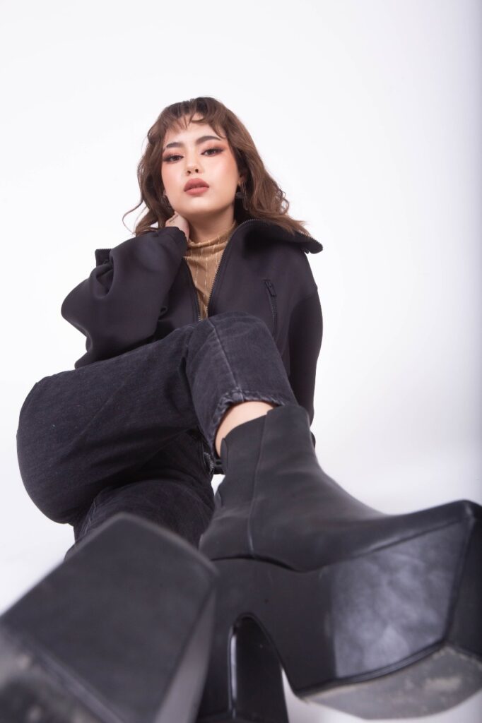 Nyalaan Hati Chaleeda Gilbert Dalam ‘Cigarettes’