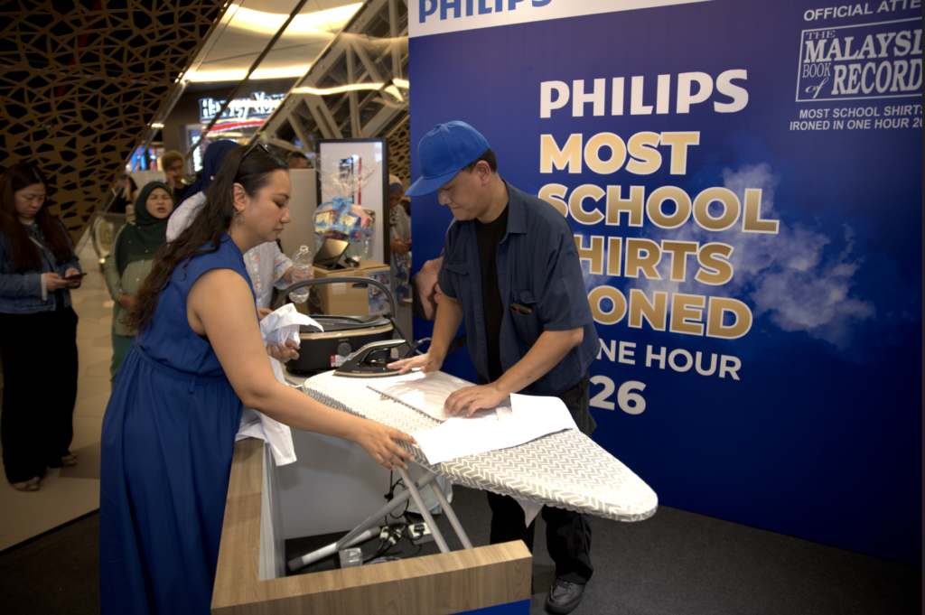Philips PerfectCare Steam Generator Iron 2